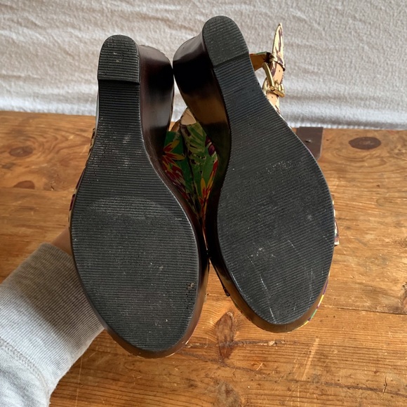 Nine West cheetah flower wedges size 8 - Picture 2 of 5
